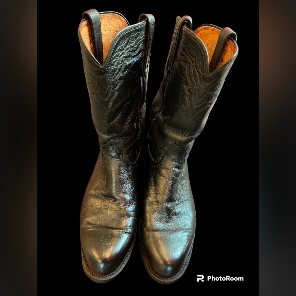Lucchese 2000 Black Leather Roper. Size 8.5.